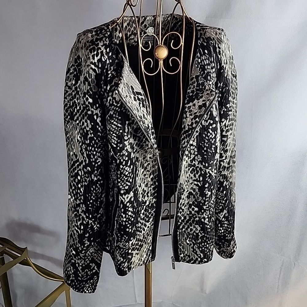 Silk & Wool Blend Black & Gray Animal Print Anne Klein Zippered Jacket